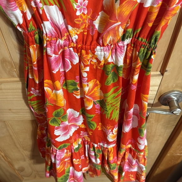 Vintage Paradise Hawaii Floral Red Sundress with Tie Waist - Picture 4 of 6